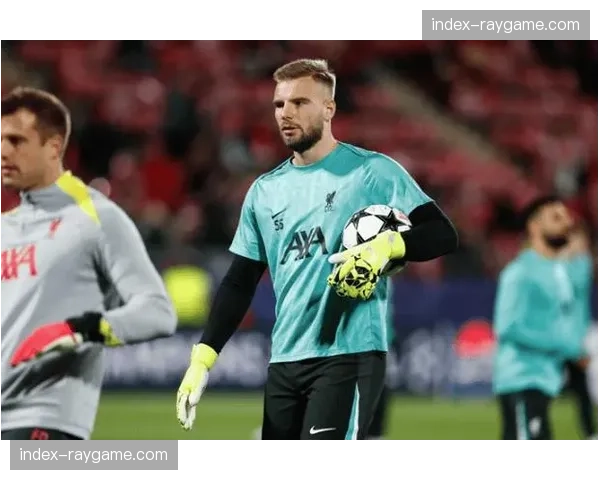 阿贾克斯门将雅罗斯训练中遭遇严重膝伤,赛季提前报销 阿贾克斯门将雅罗斯训练中遭遇严重膝伤,赛季提前报销