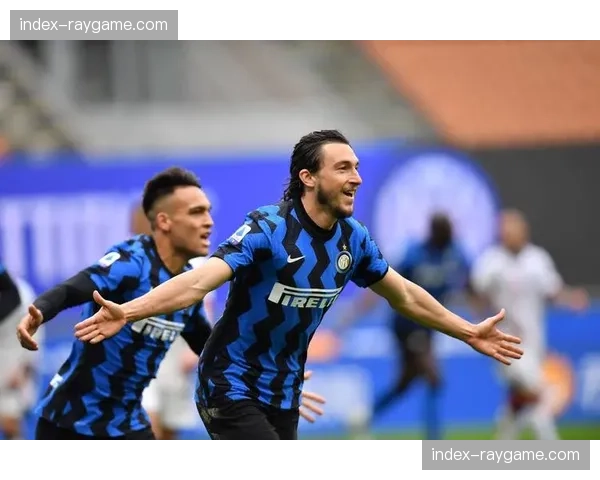 欧冠主题少儿足球节在米兰、曼彻斯特等城市同步举行 欧冠主题少儿足球节在米兰、曼彻斯特等城市同步举行