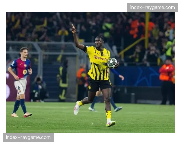 巴萨加时赛3-2险胜多特蒙德,拉菲尼亚绝杀 巴萨加时赛3-2险胜多特蒙德,拉菲尼亚绝杀